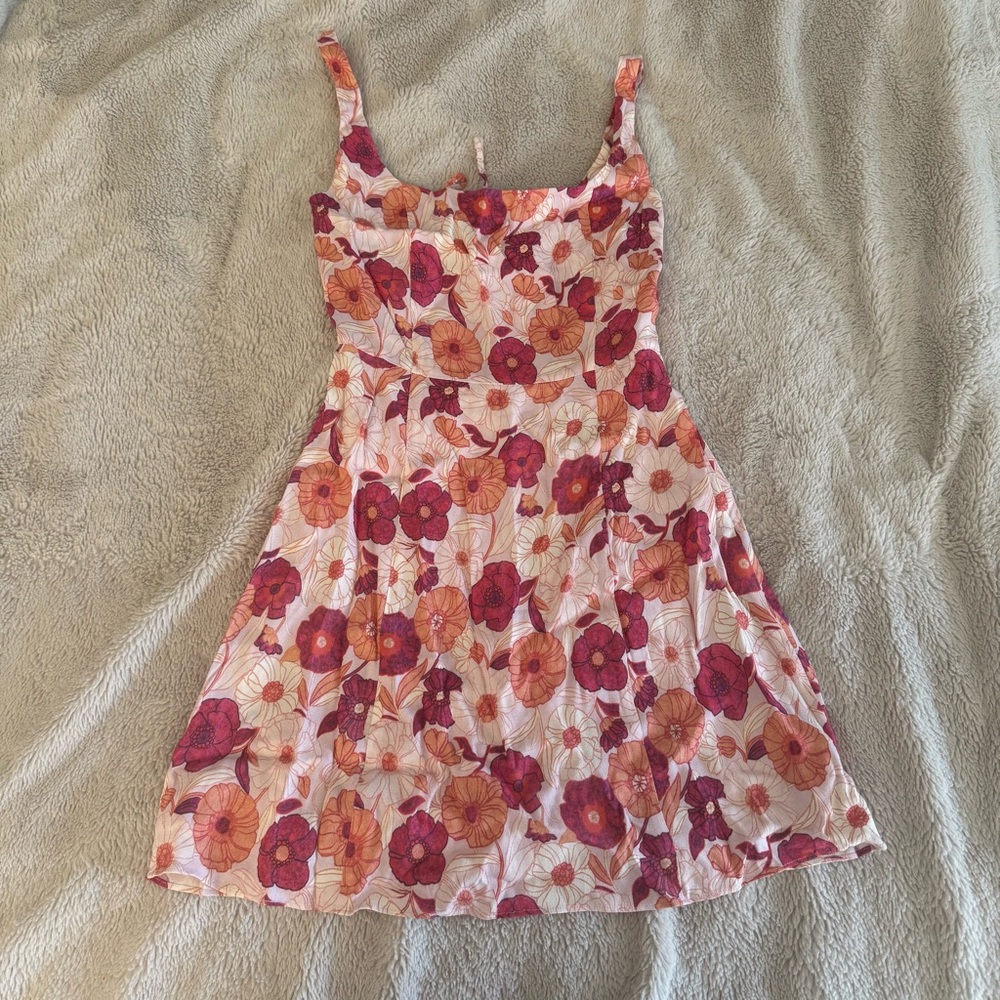 Aritzia Wilfred Floral Open Back Mini Dress